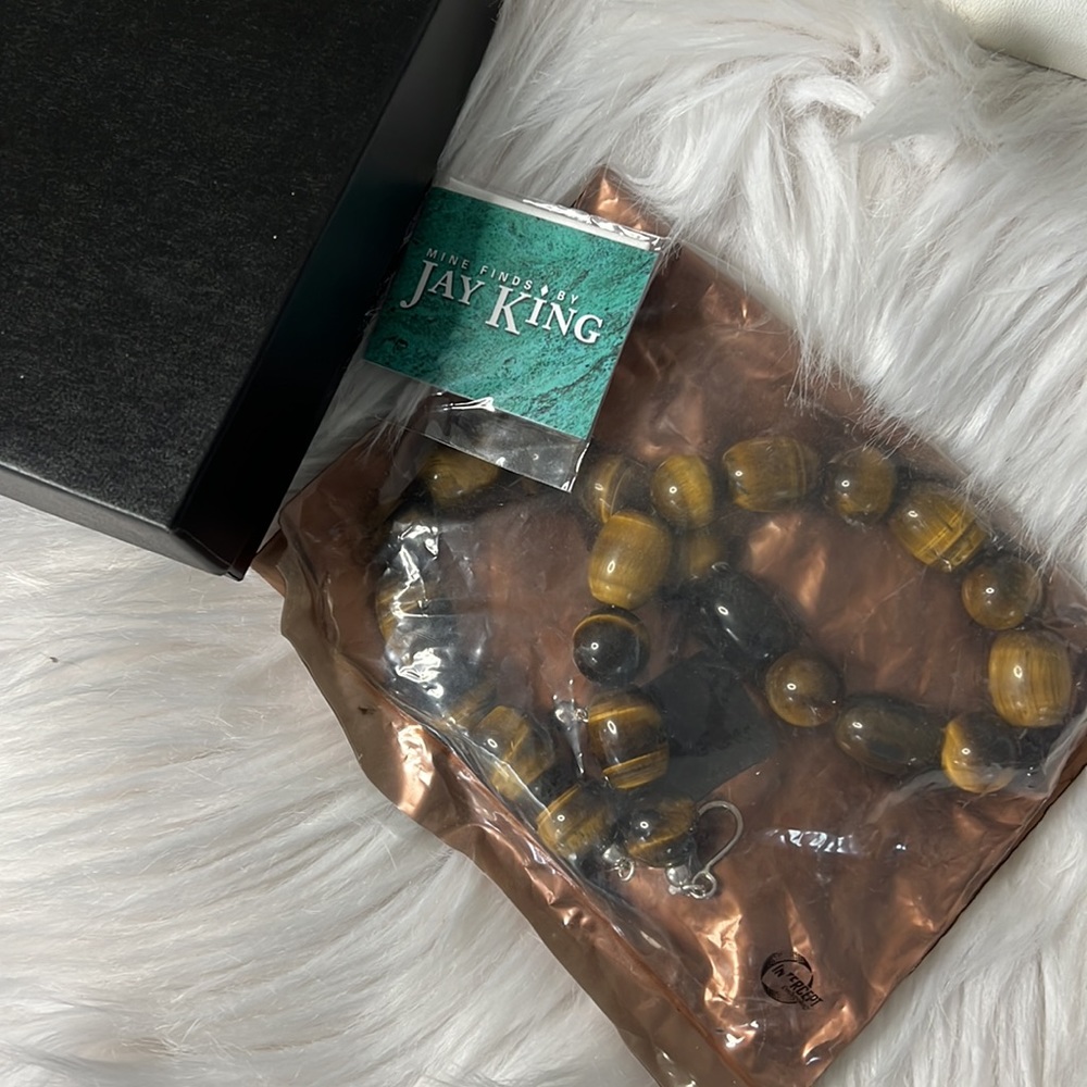 Jay King Mine Finds Tiger’s Eye Necklace - Picture 9 of 10